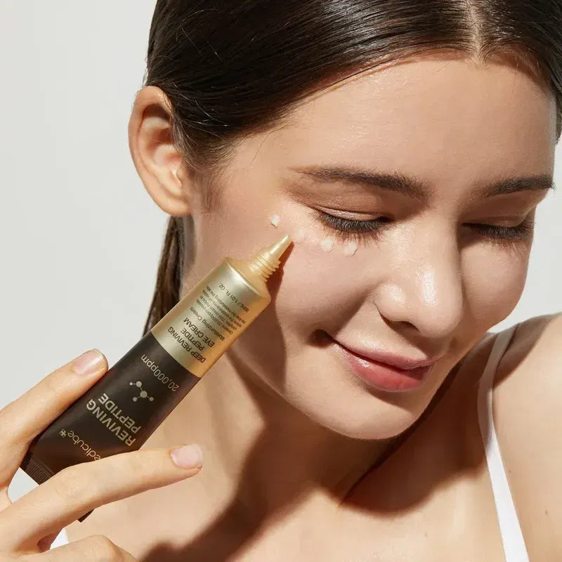 Medicube – Deep Lifting Peptide Eye Cream